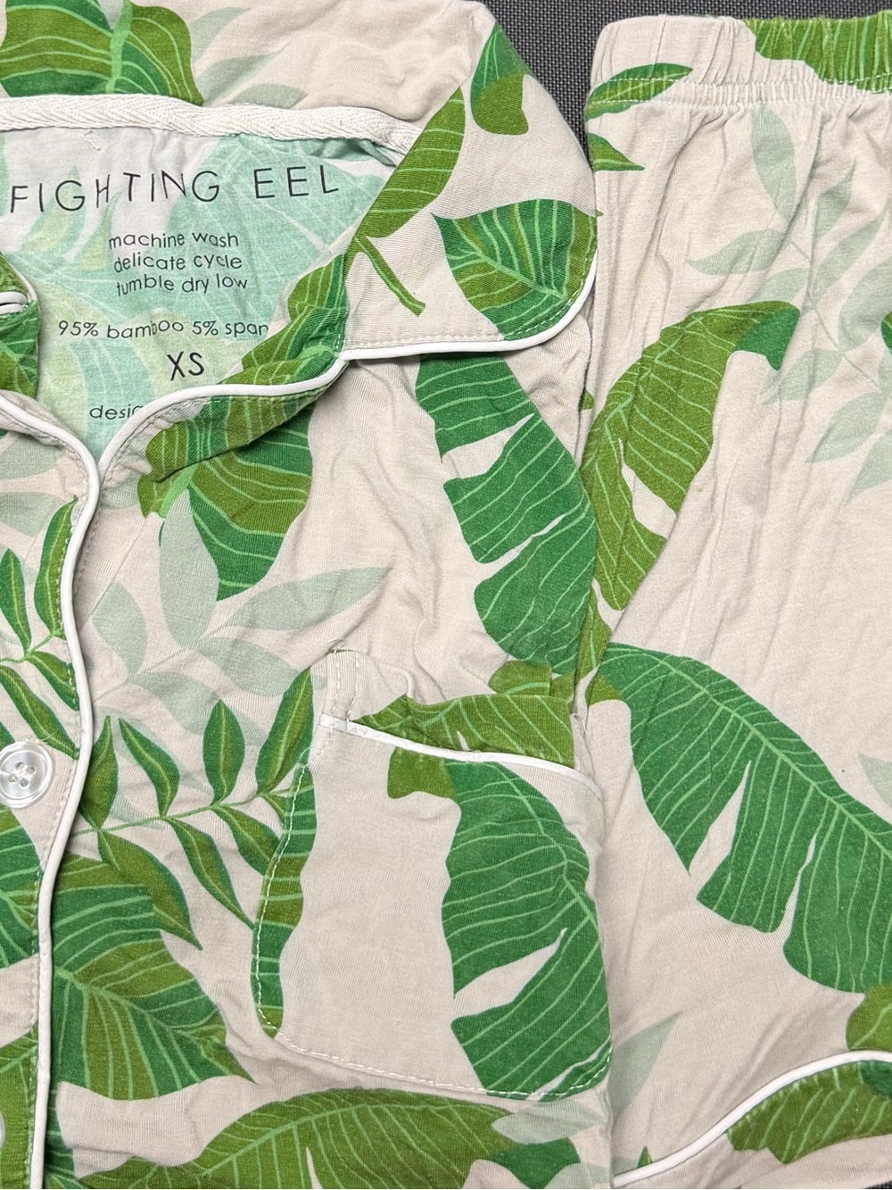 Fighting Eel Women's XS Pajama Set Bamboo Green Leaf Print